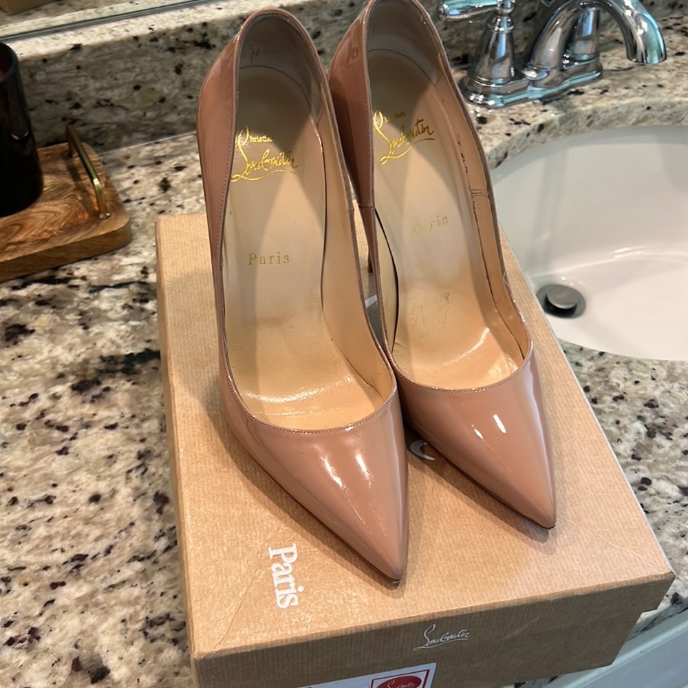 So Kate Louboutin